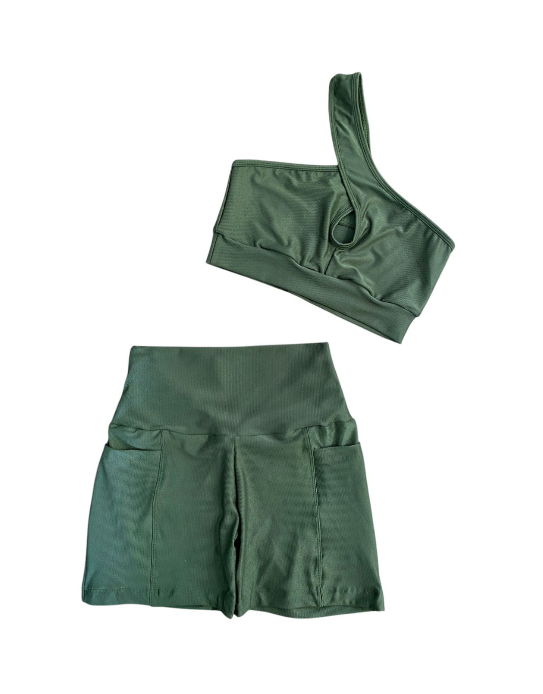 Conjunto Short Empina Com Bolso Aveludado de Compressão - Verde Militar